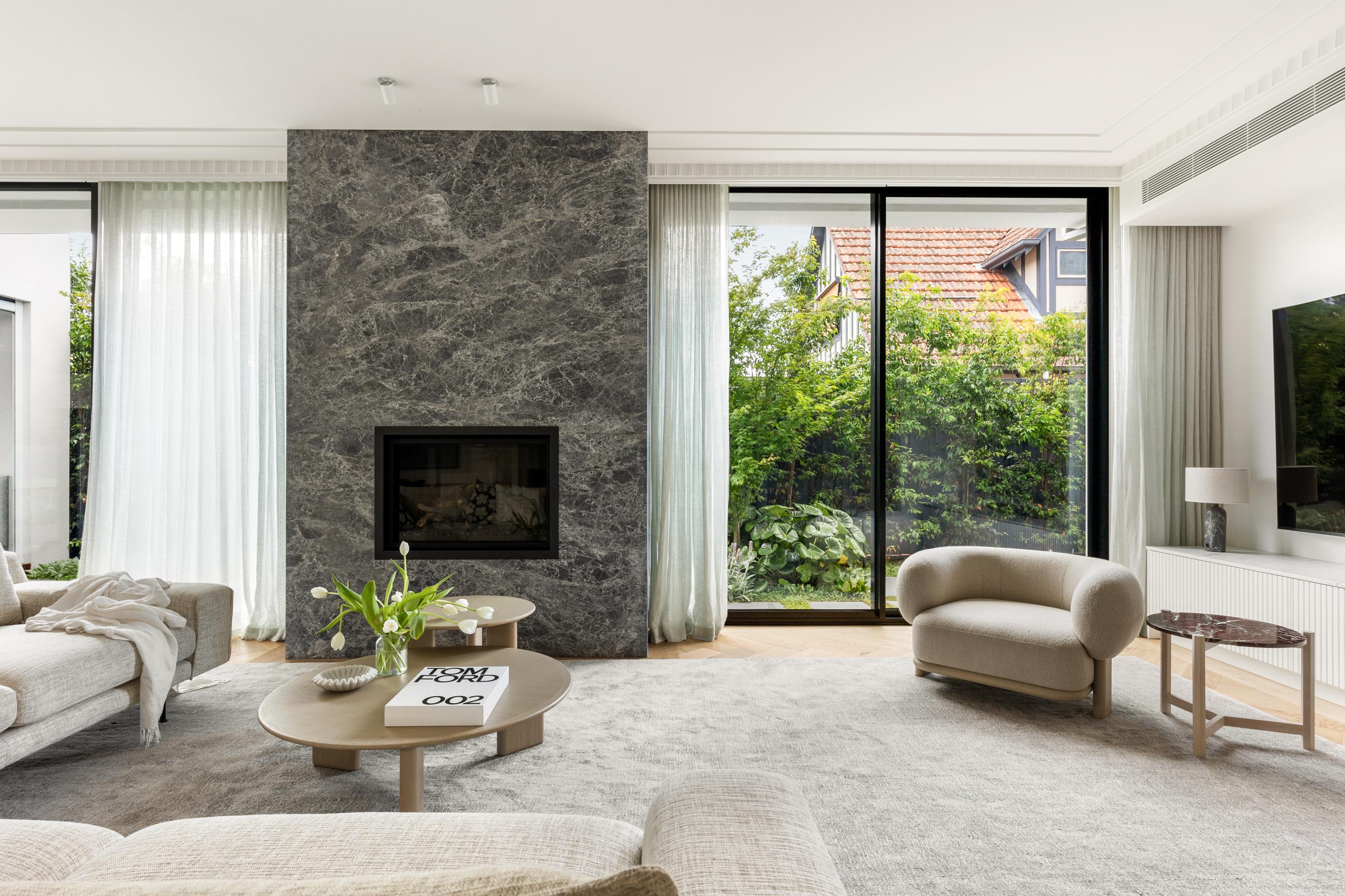 Glen Iris Rd gallery 3